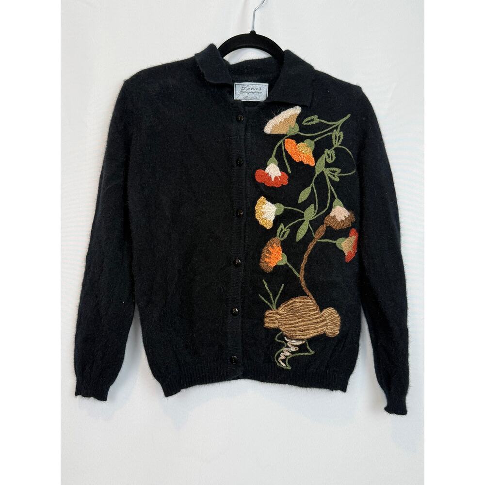Vintage Lana's Argentina 60% Wool 40% Angora Floral Embroidered Cardigan Black